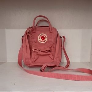 Fjallraven Kanken Sling (pink)
